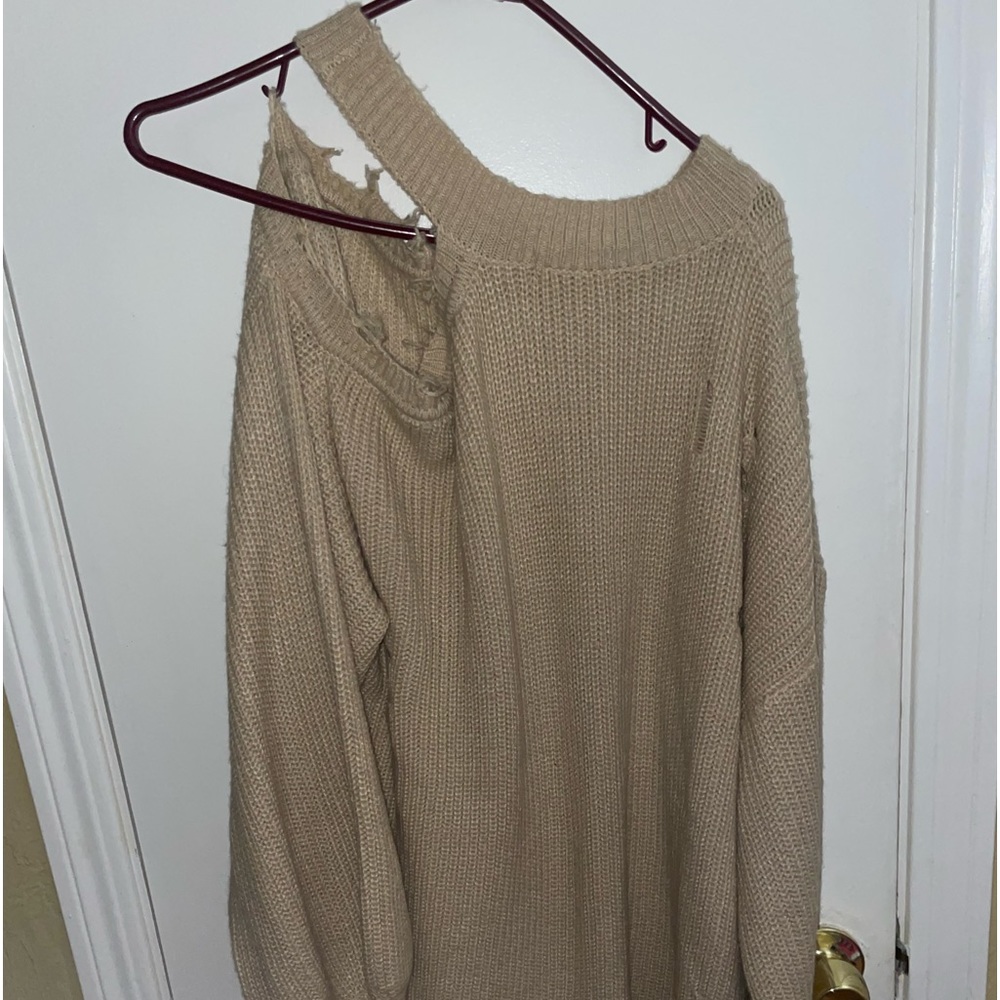 Entro heavily distressed sweater